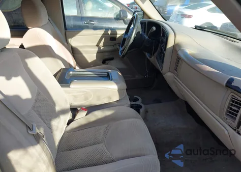 2005 Chevrolet Tahoe Ls from USA, damaged, VIN 1GNEC13V85J106215